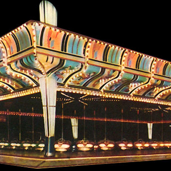 Historischer Autoscooter des Schaustellerbetriebs Kleuser Fichna, heute Schaustellerbetrieb Erni und Renate Fichna in Dortmund - Familienunternehmen seit 1786.